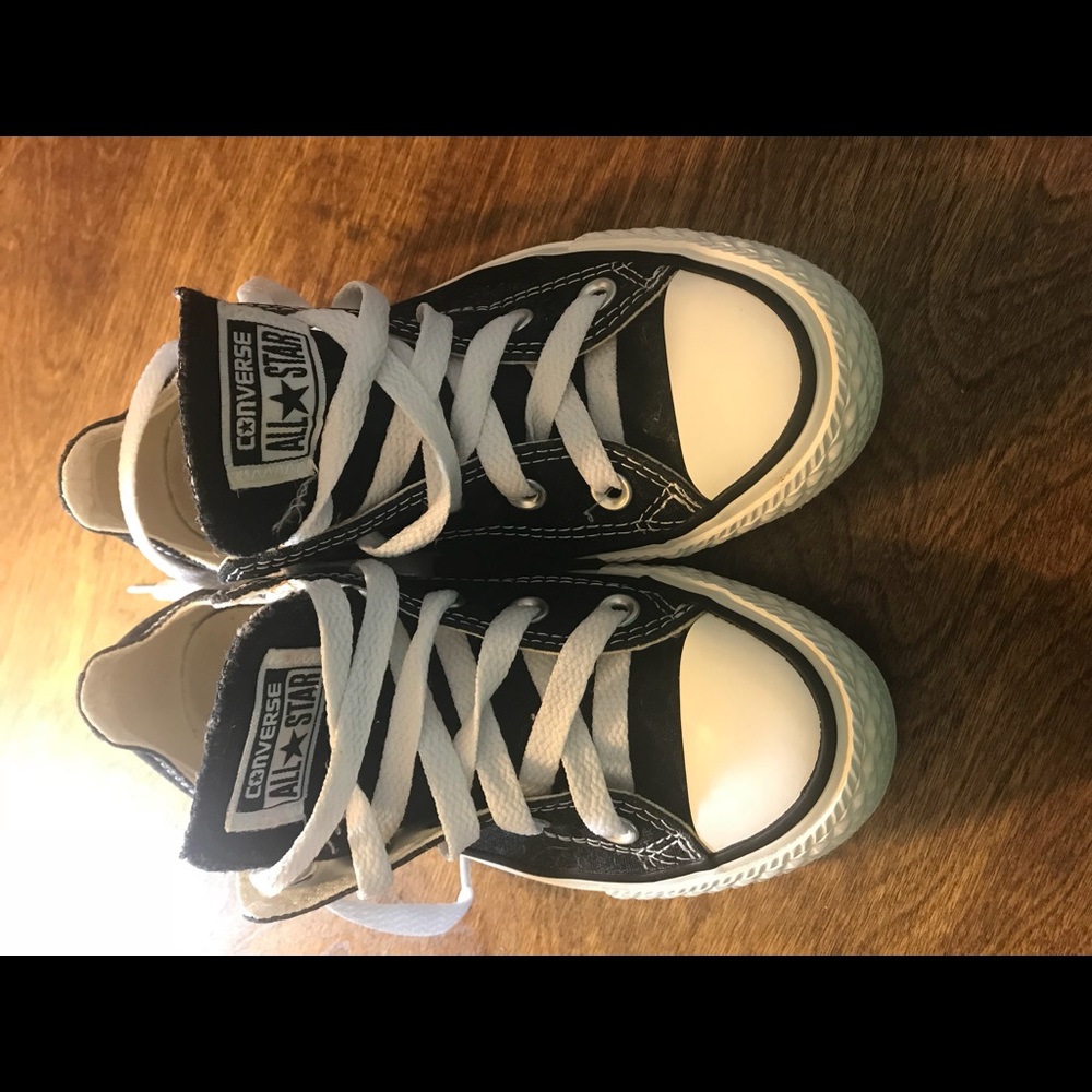 Black Lowtop Converse All Stars